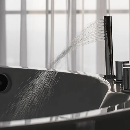 Panorama-27 Jacuzzi By Liuksai Butas *