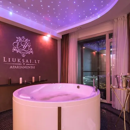 Panorama-27 Jacuzzi By Liuksai Appartement *