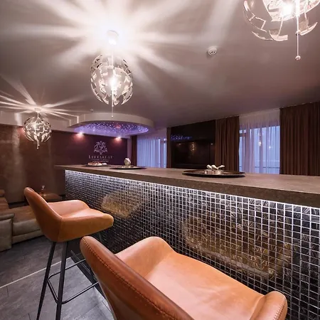 Panorama-27 Jacuzzi By Liuksai Butas