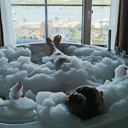 Panorama-27 Jacuzzi By Liuksai Appartement *