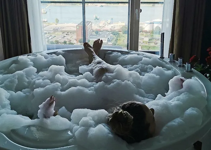 Panorama-27 Jacuzzi By Liuksai Appartamento *